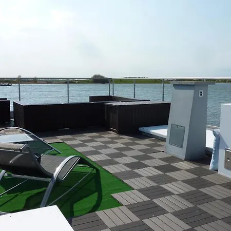 Hausboot Lagoon